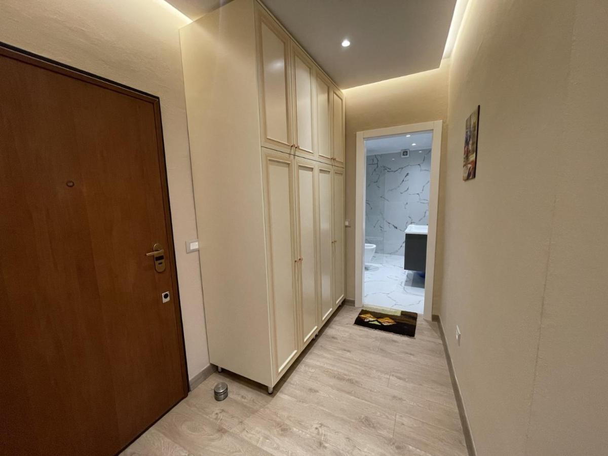 City Center Apartment 1 Tirana Exteriör bild