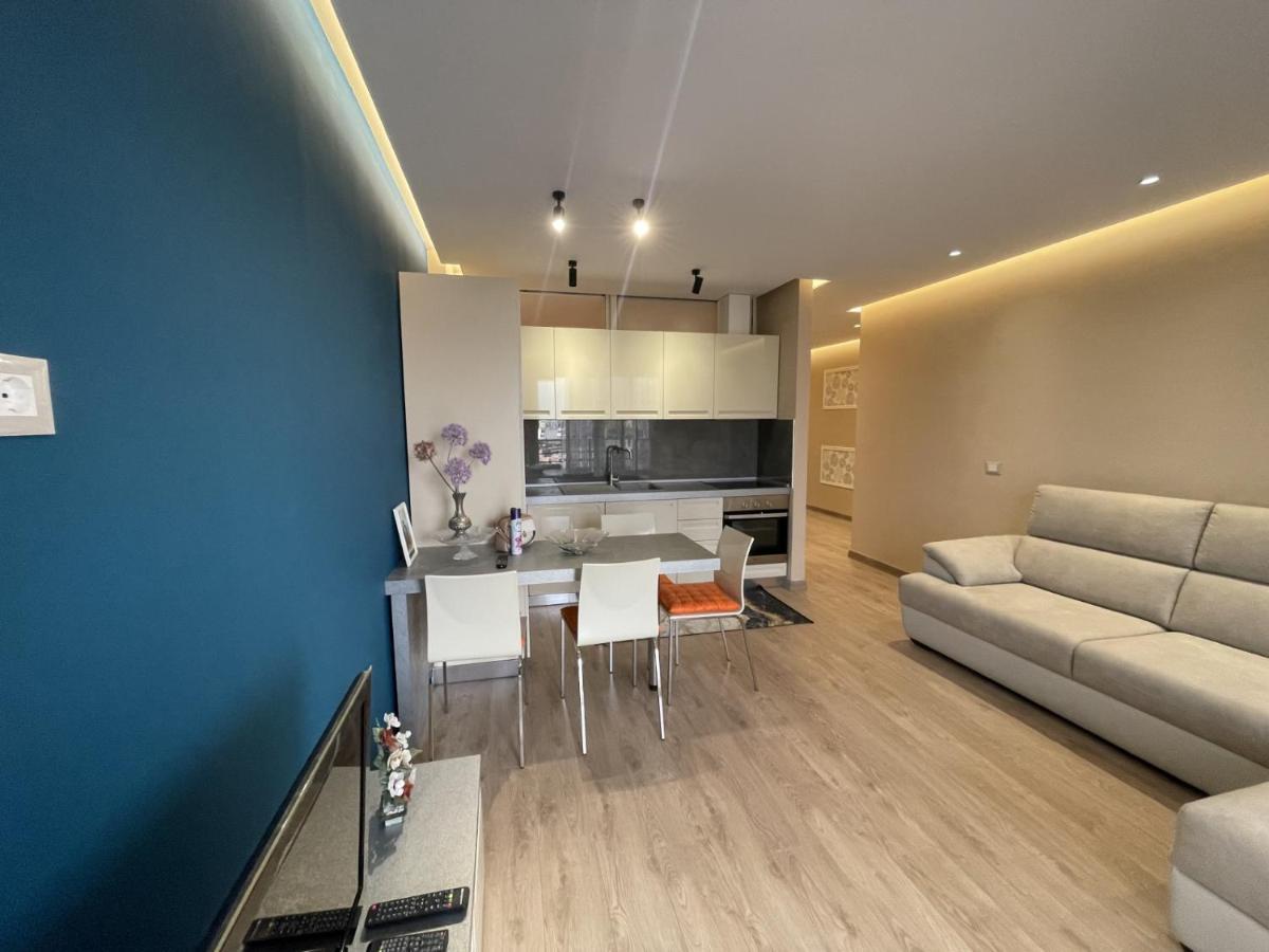 City Center Apartment 1 Tirana Exteriör bild