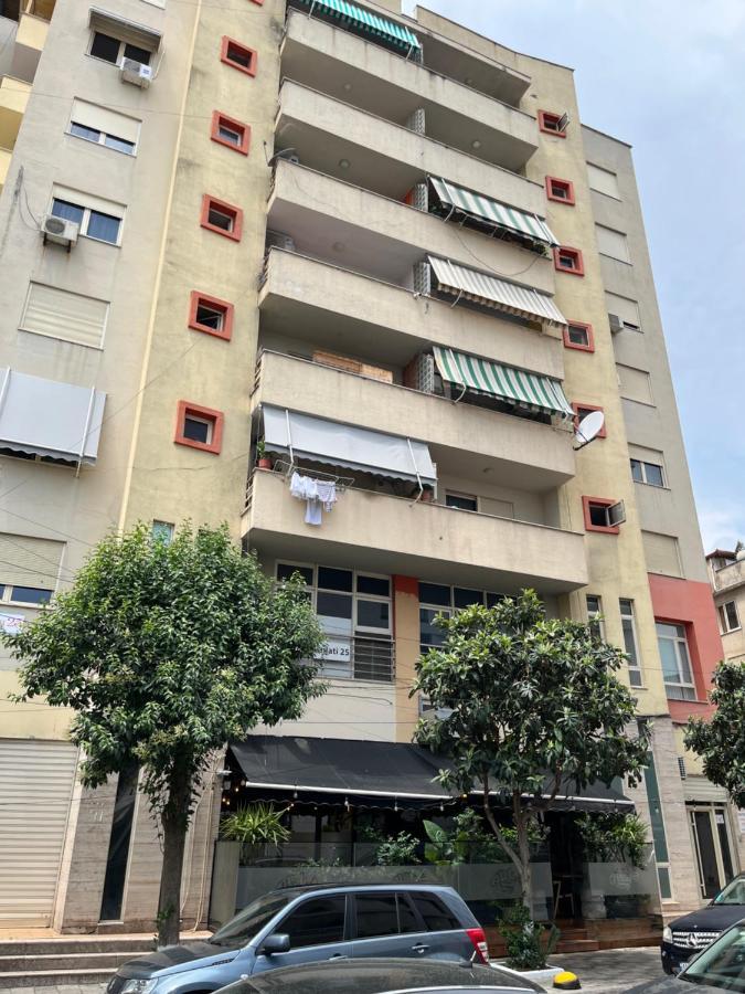 City Center Apartment 1 Tirana Exteriör bild